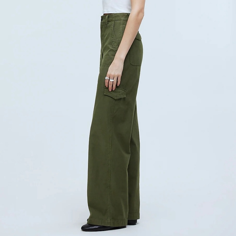 Petite Griff Superwide-Leg Cargo Pants in Garment Dye 26P